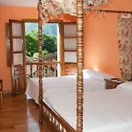 Pensión Sobrevilla 3*