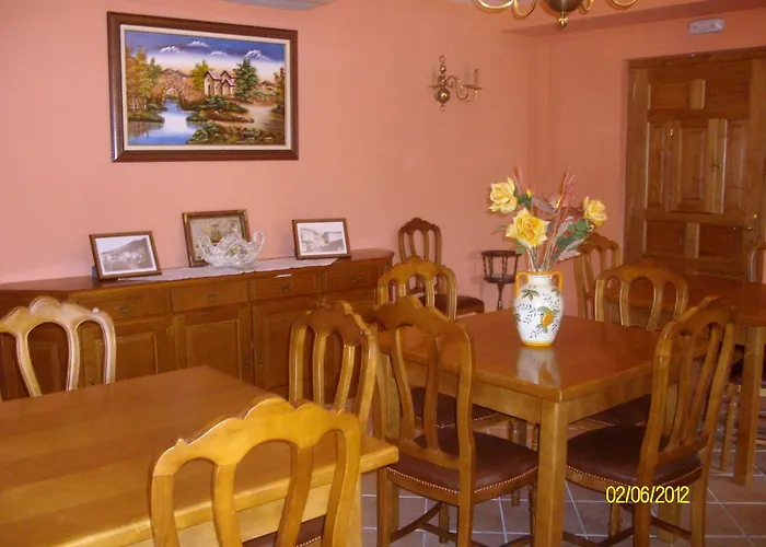 Pensjonat Sobrevilla 3*