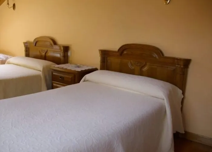 Pensjonat Sobrevilla 3*